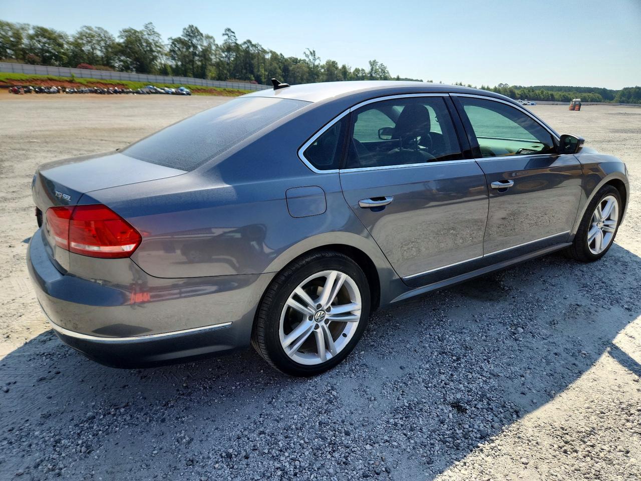 2014 Volkswagen Passat Sel Gray vin: 1VWCT7A31EC068283
