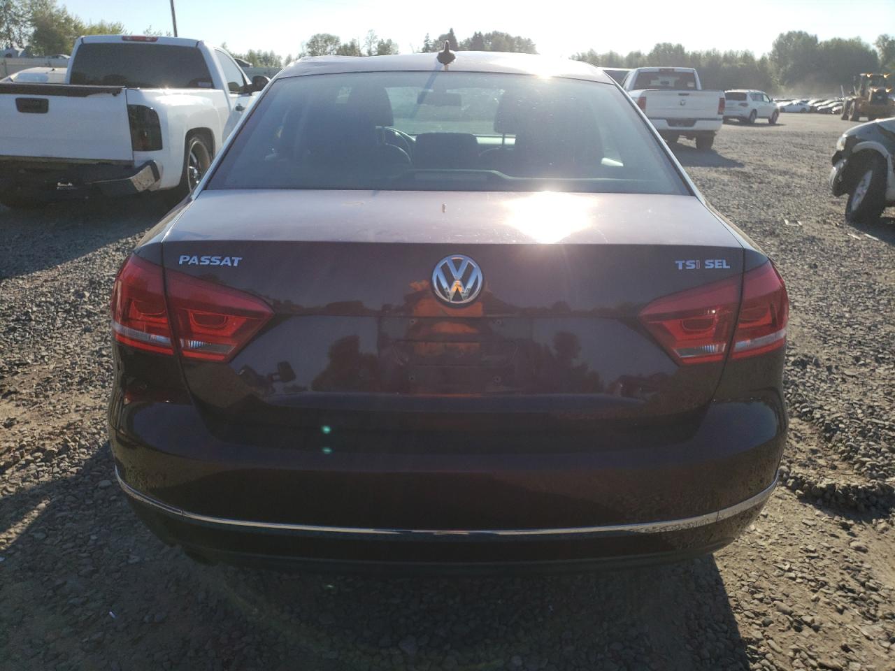 2014 Volkswagen Passat Sel Burgundy vin: 1VWCT7A33EC084971