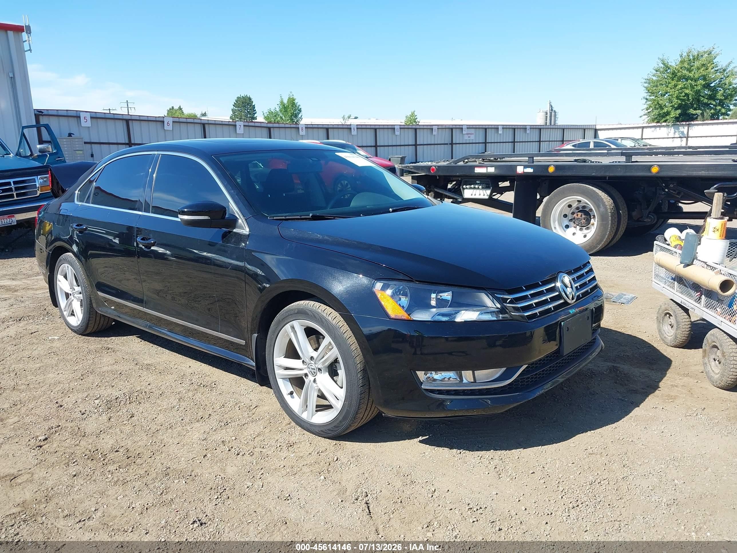 2014 Volkswagen Passat 1.8t Sel Premium Black vin: 1VWCT7A34EC032989