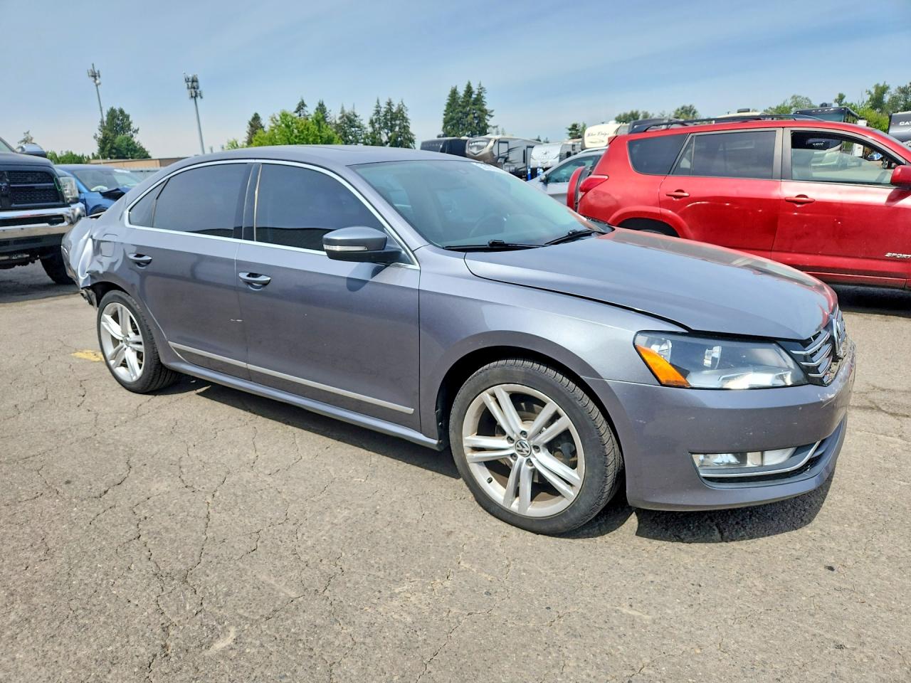 2014 Volkswagen Passat Sel Gray vin: 1VWCT7A35EC095356