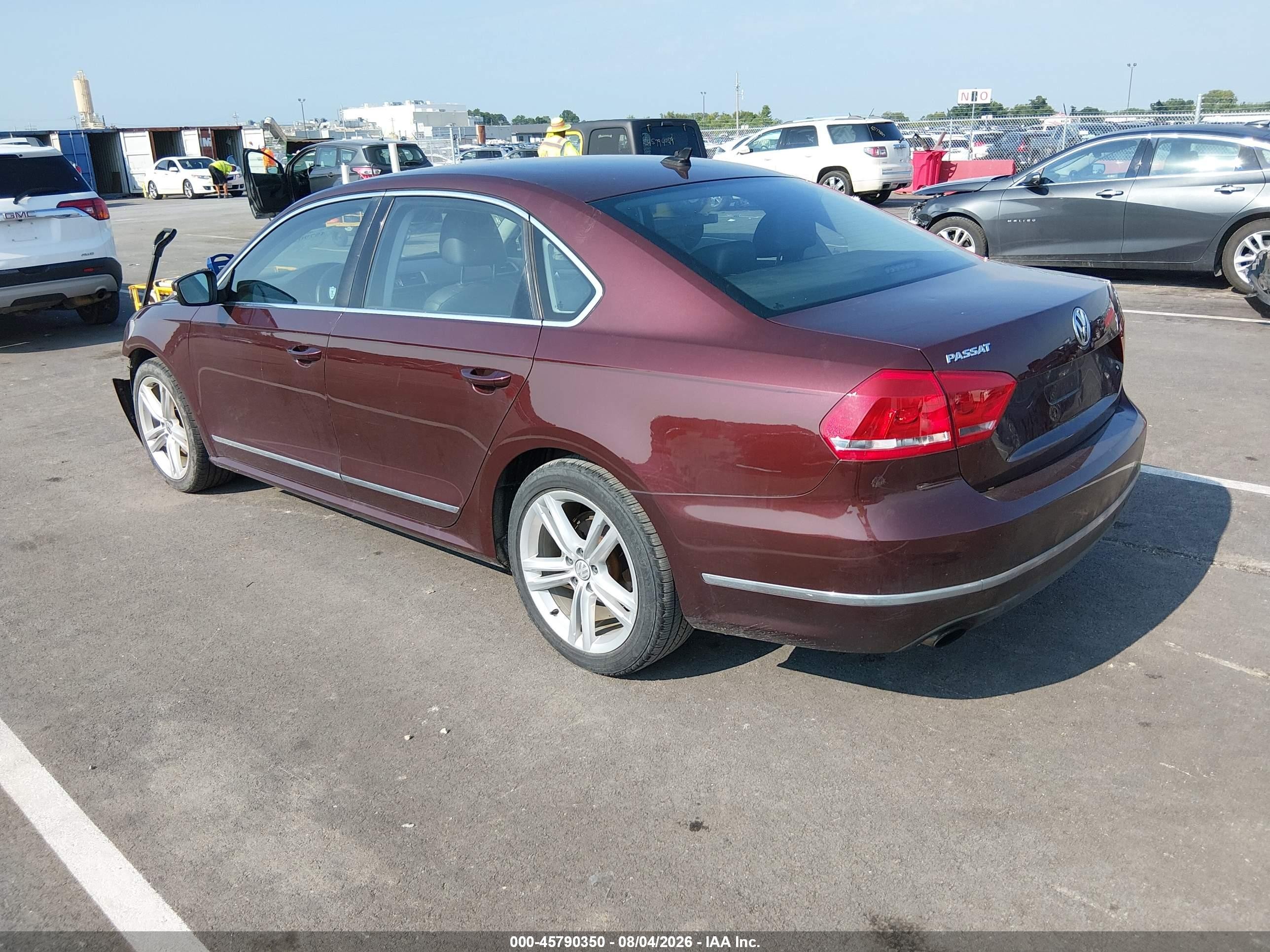 2014 Volkswagen Passat 1.8t Sel Premium Burgundy vin: 1VWCT7A36EC044996