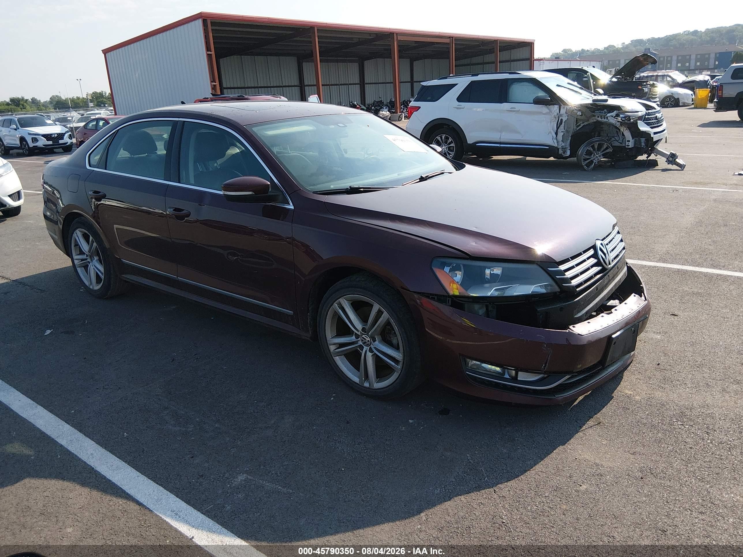 2014 Volkswagen Passat 1.8t Sel Premium Burgundy vin: 1VWCT7A36EC044996