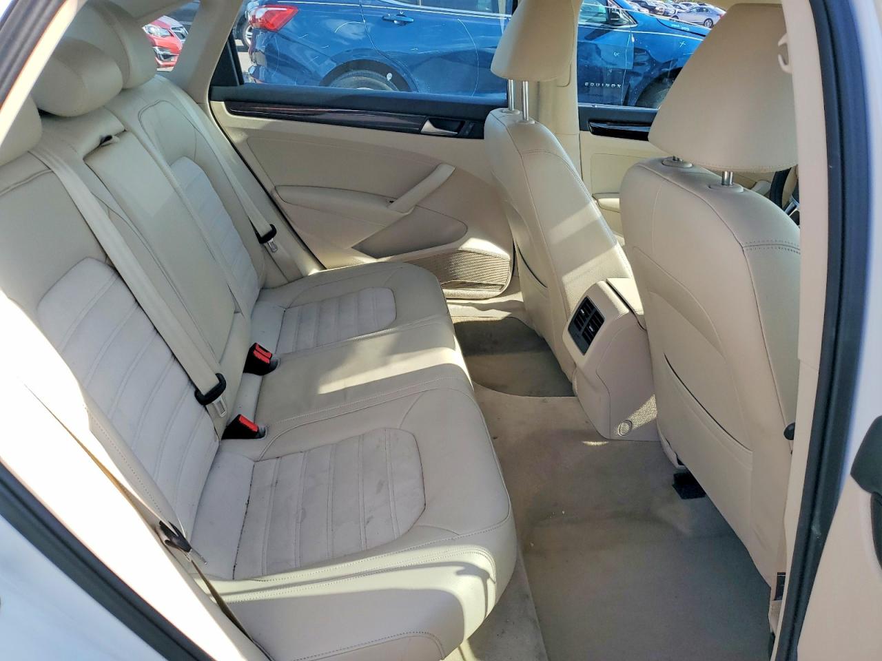 2014 Volkswagen Passat Sel Белый vin: 1VWCT7A36EC082227