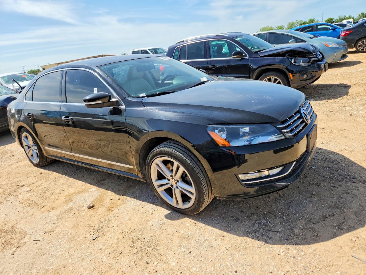 2014 Volkswagen Passat Sel Черный vin: 1VWCT7A39EC070315