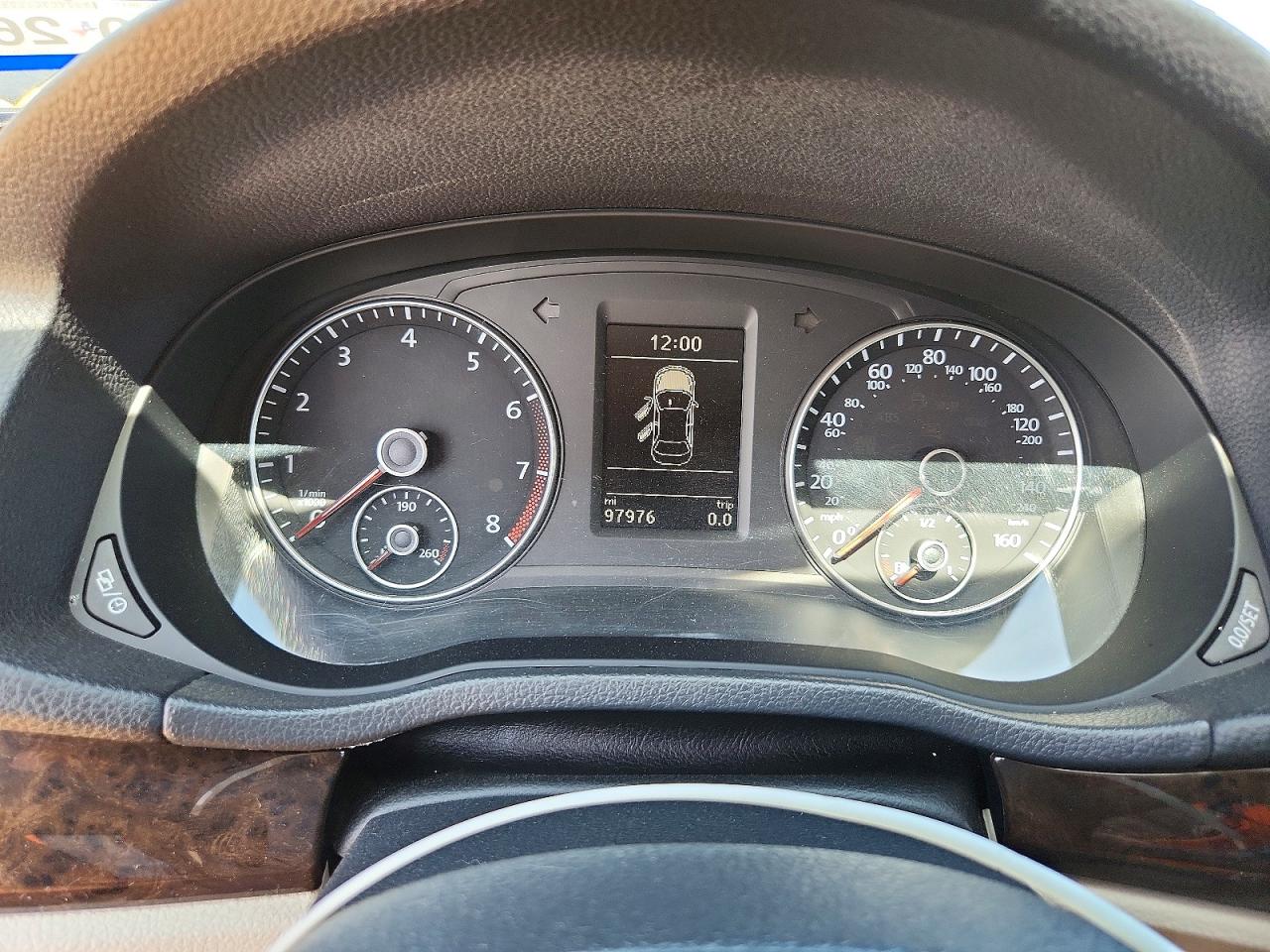 2014 Volkswagen Passat Sel Черный vin: 1VWCT7A39EC070315