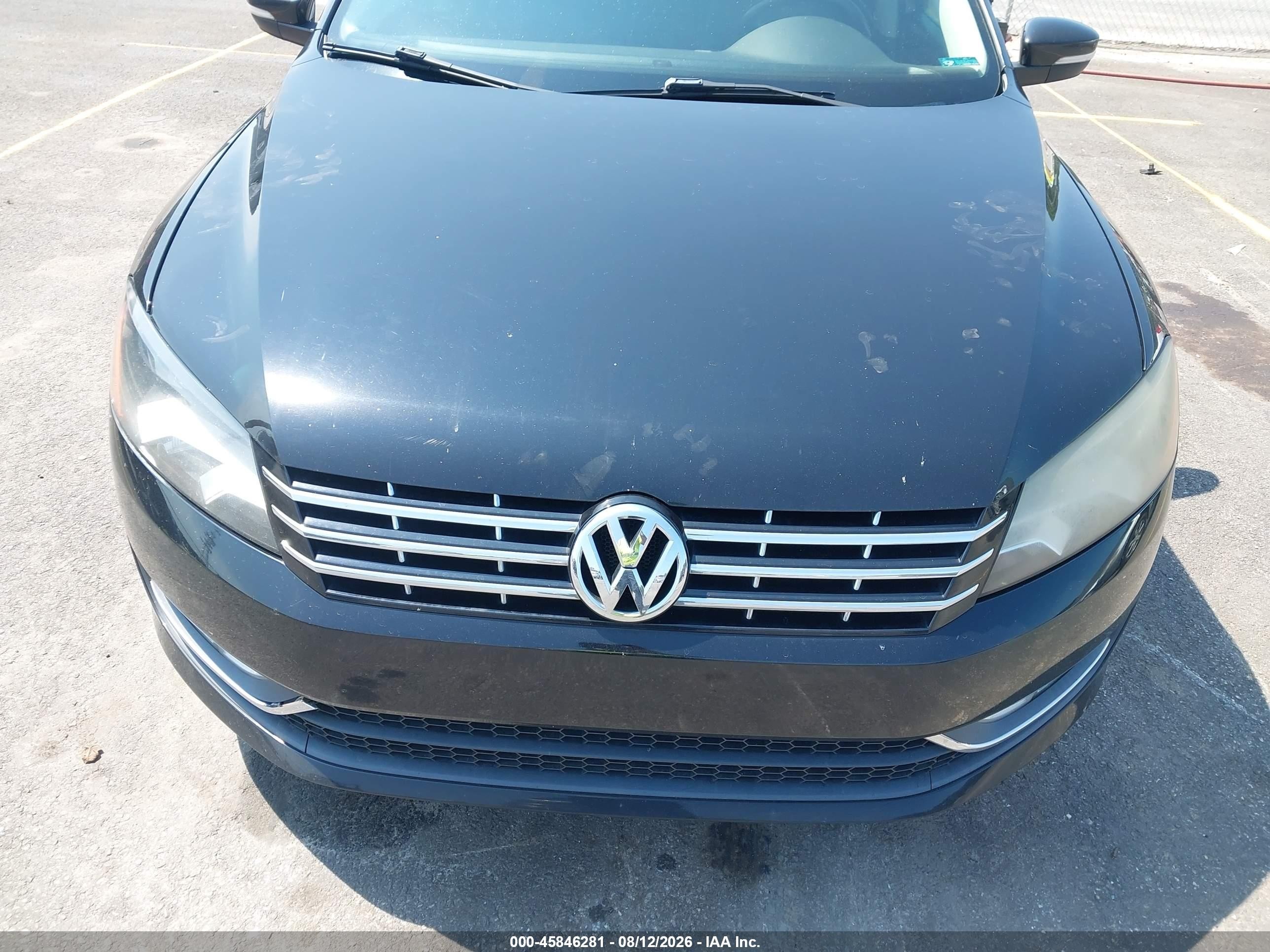 2014 Volkswagen Passat 1.8t Sel Premium Черный vin: 1VWCT7A3XEC005702