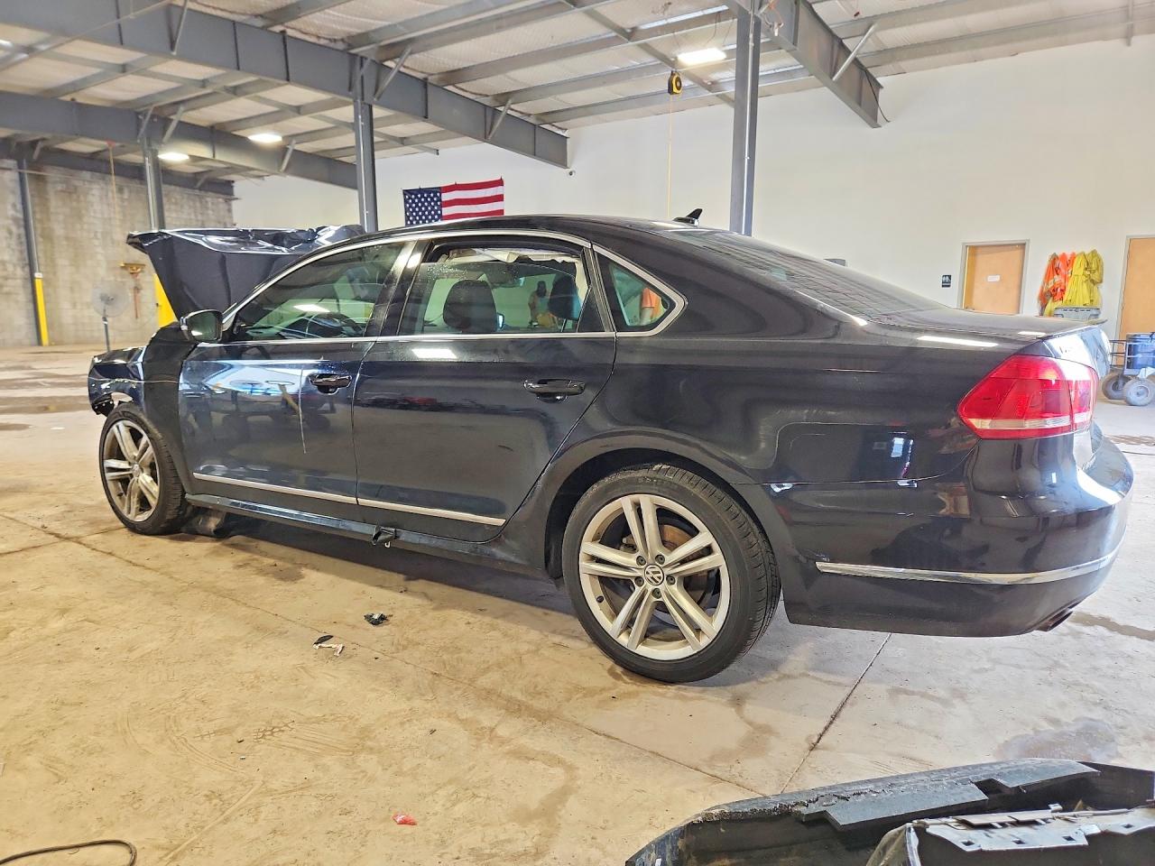 2014 Volkswagen Passat Sel Black vin: 1VWCT7A3XEC042457