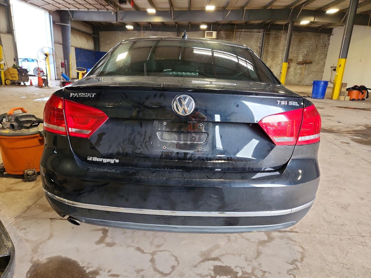 2014 Volkswagen Passat Sel Black vin: 1VWCT7A3XEC042457