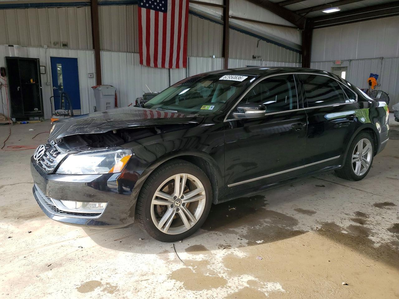 2014 Volkswagen Passat Sel Black vin: 1VWCT7A3XEC110160