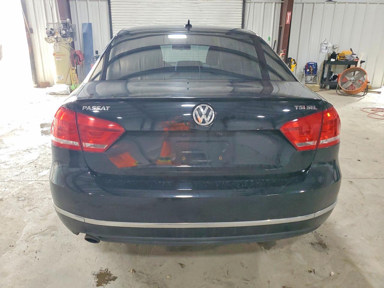 2014 Volkswagen Passat Sel Черный vin: 1VWCT7A3XEC110160