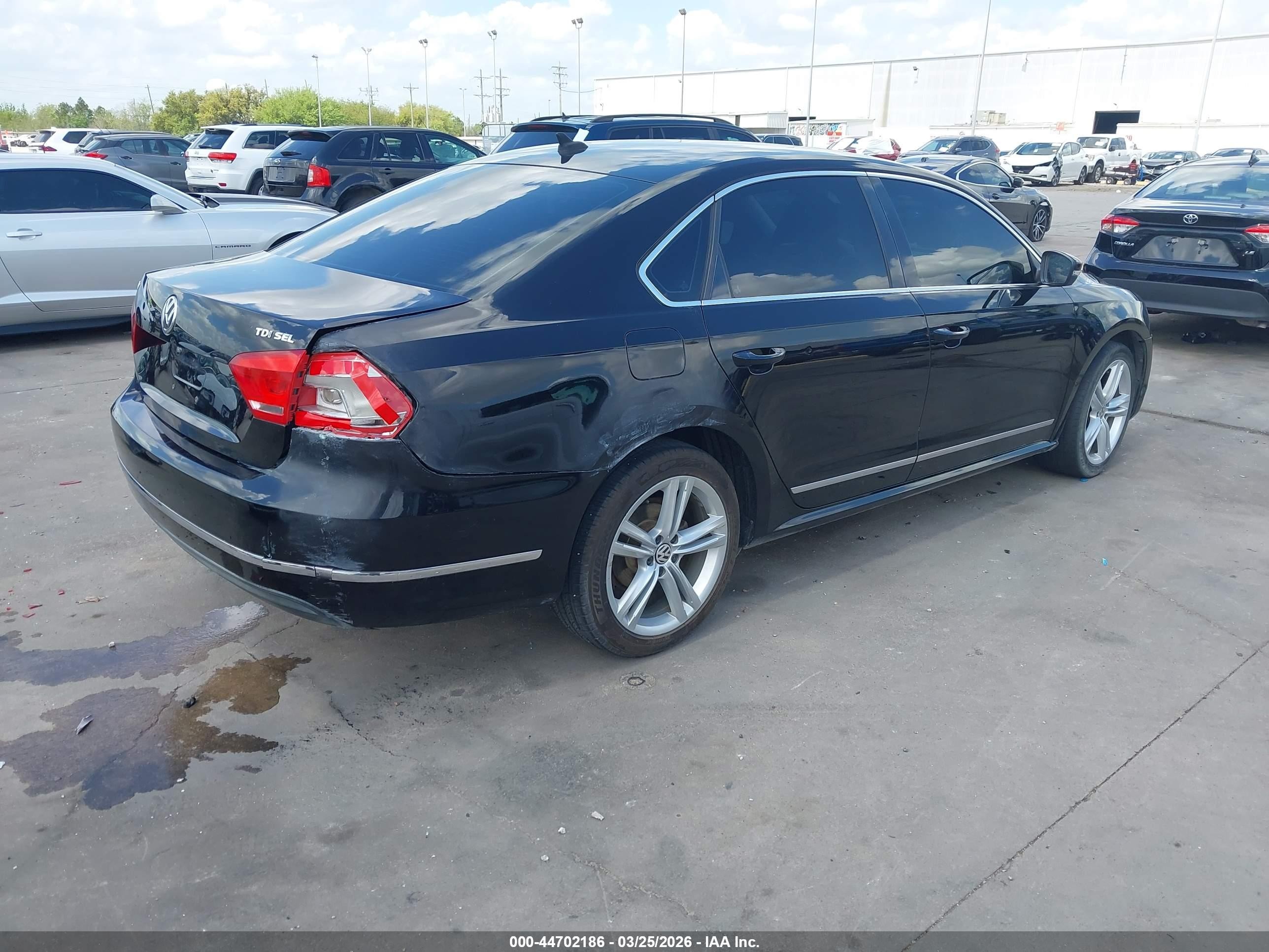 2015 Volkswagen Passat 2.0l Tdi Sel Premium Black vin: 1VWCV7A31FC008676