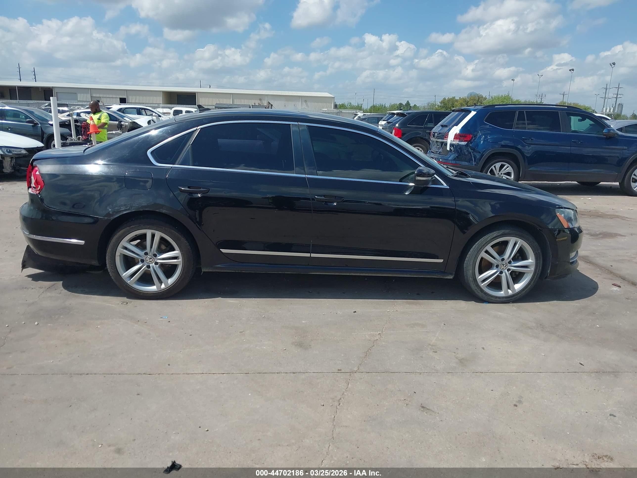 2015 Volkswagen Passat 2.0l Tdi Sel Premium Black vin: 1VWCV7A31FC008676