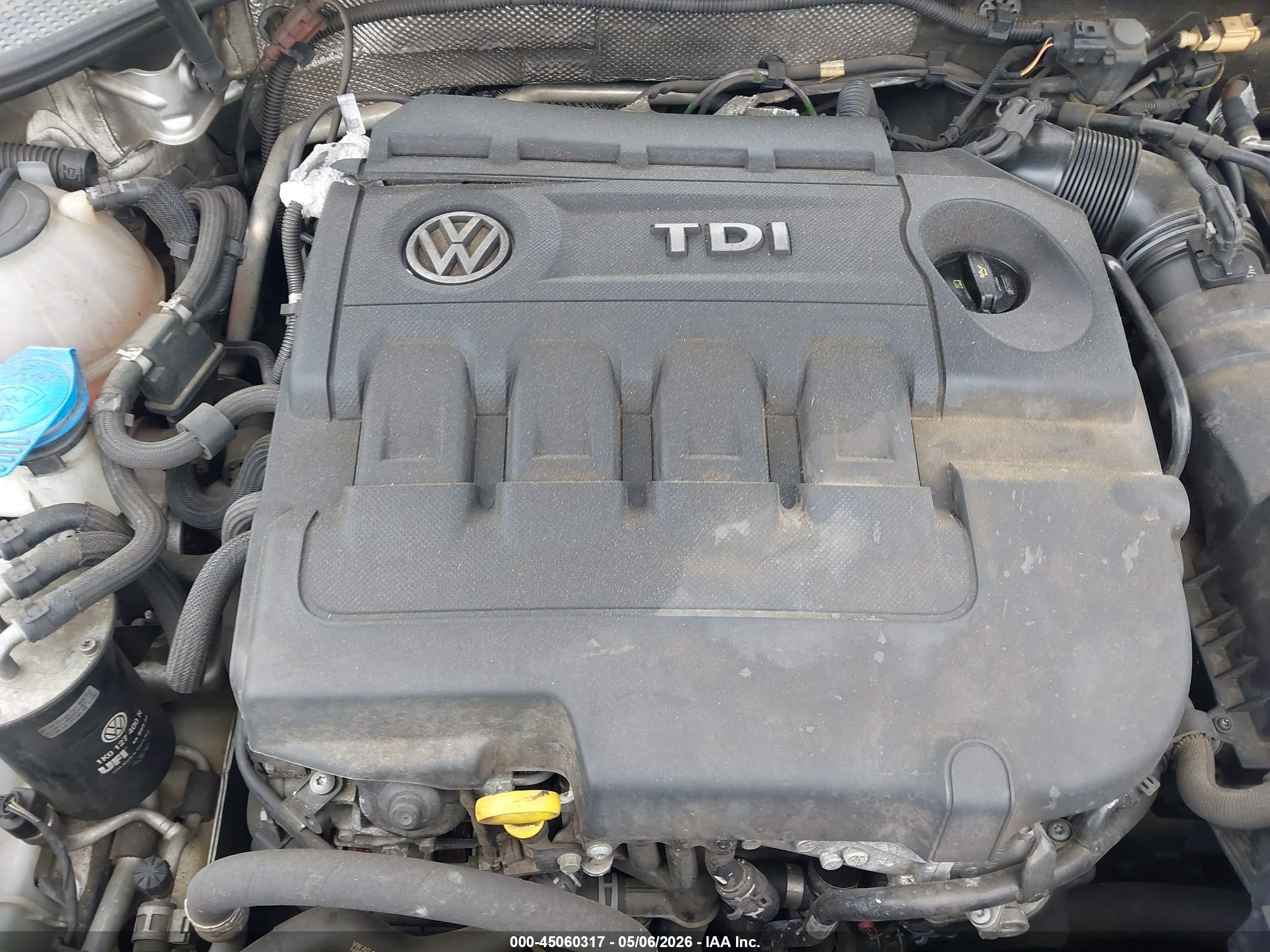 2015 Volkswagen Passat 2.0l Tdi Sel Premium Silver vin: 1VWCV7A32FC014955