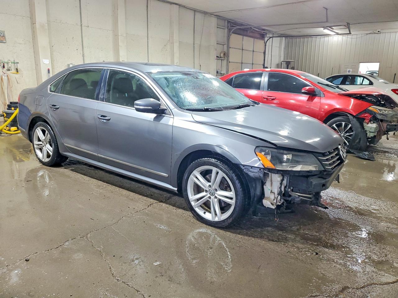 2015 Volkswagen Passat Sel Gray vin: 1VWCV7A32FC086268