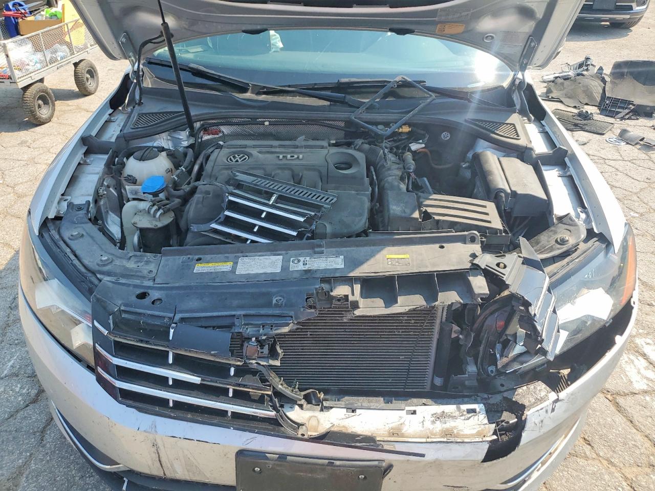 2015 Volkswagen Passat Sel Silver vin: 1VWCV7A33FC053005