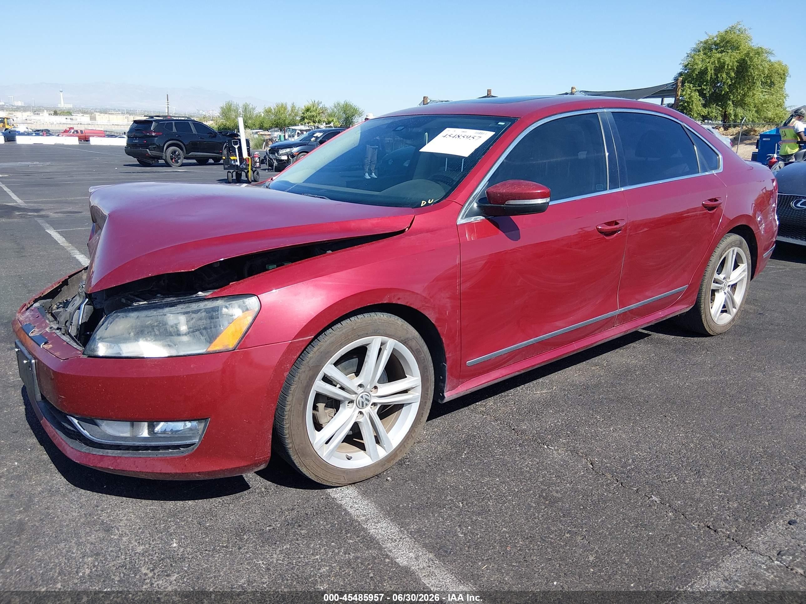 2015 Volkswagen Passat 2.0l Tdi Sel Premium Red vin: 1VWCV7A33FC063596