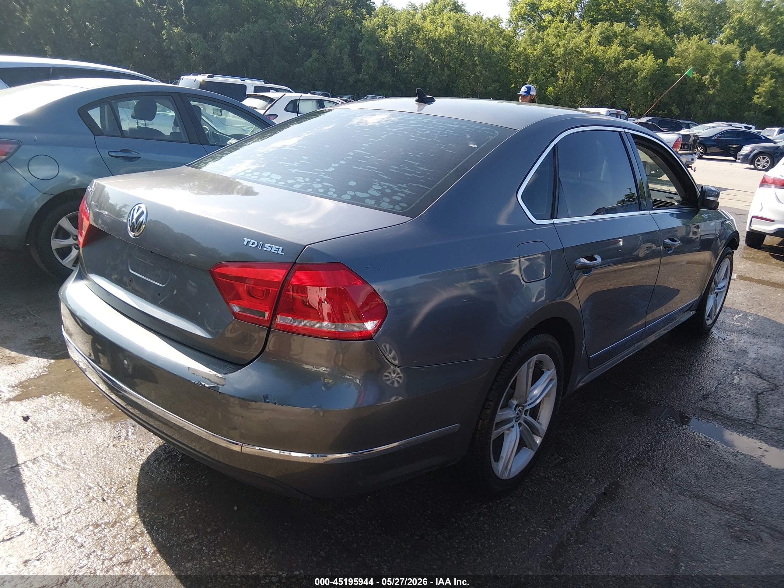 2015 Volkswagen Passat 2.0l Tdi Sel Premium Gray vin: 1VWCV7A34FC055166