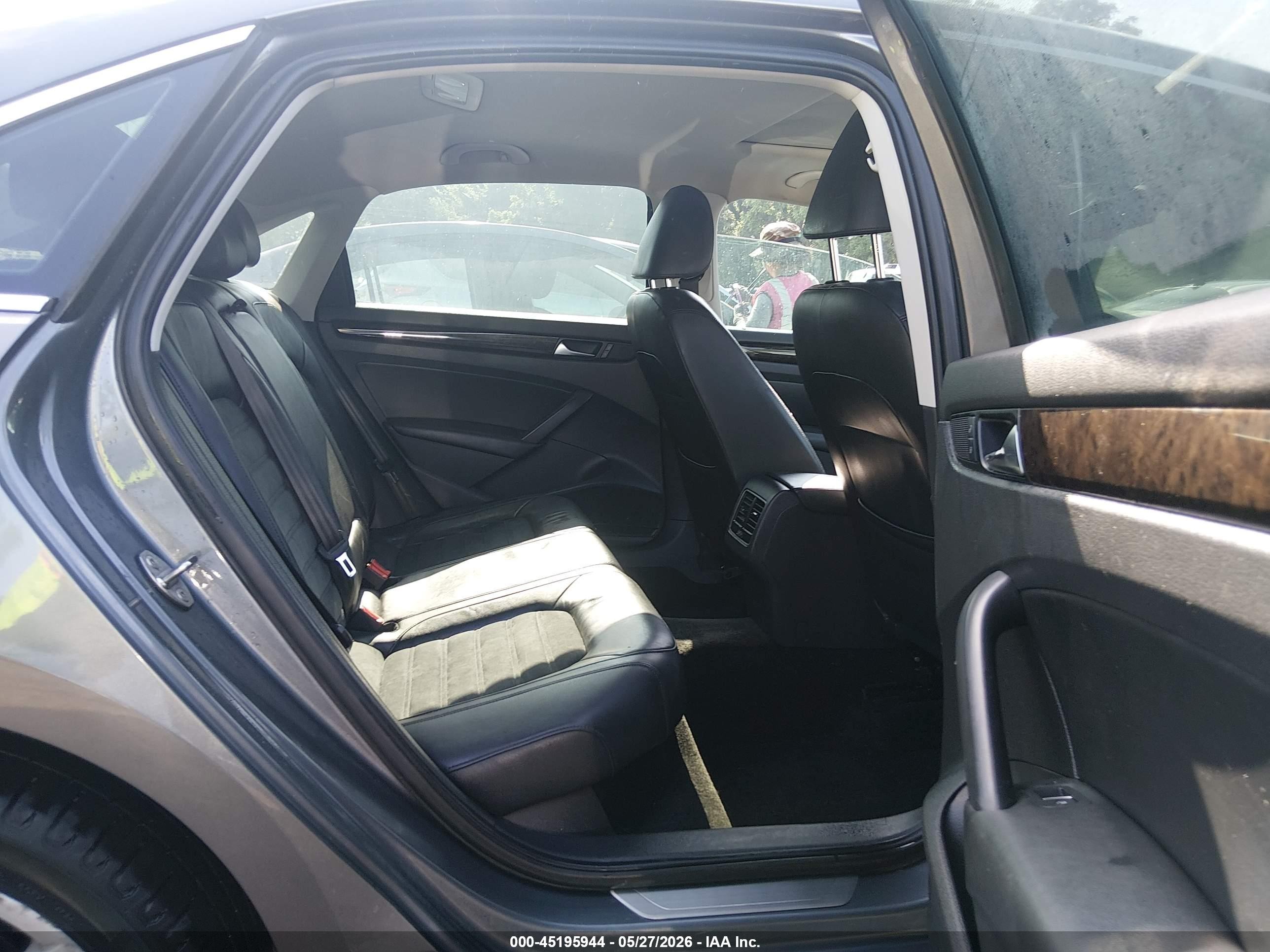 2015 Volkswagen Passat 2.0l Tdi Sel Premium Gray vin: 1VWCV7A34FC055166