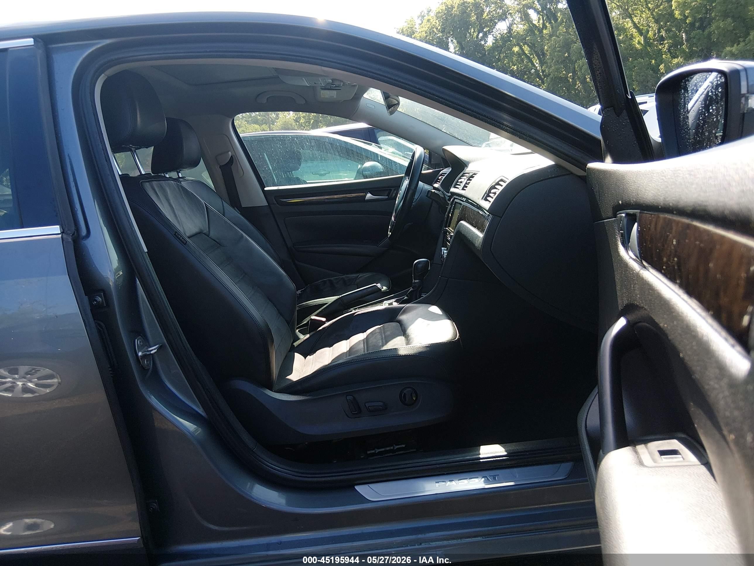 2015 Volkswagen Passat 2.0l Tdi Sel Premium Gray vin: 1VWCV7A34FC055166