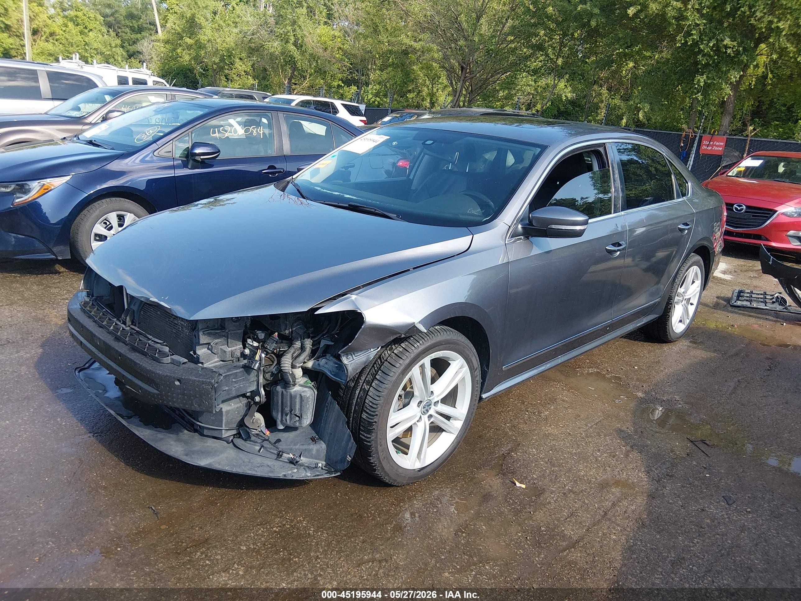2015 Volkswagen Passat 2.0l Tdi Sel Premium Gray vin: 1VWCV7A34FC055166