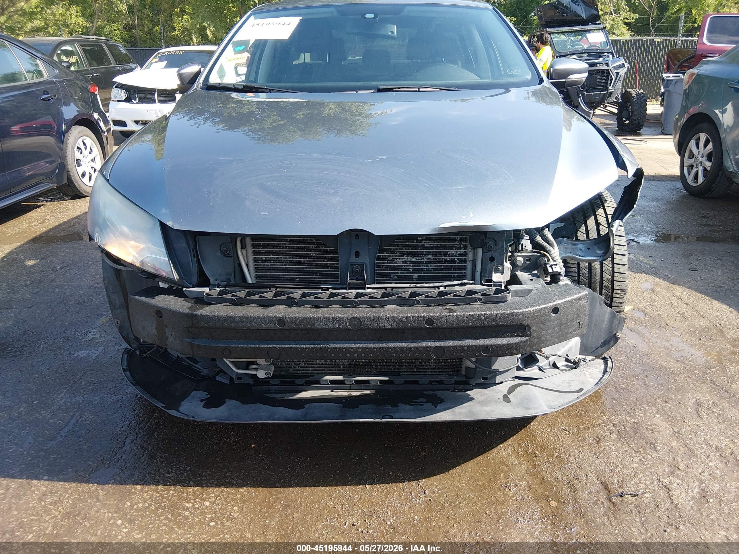 2015 Volkswagen Passat 2.0l Tdi Sel Premium Gray vin: 1VWCV7A34FC055166