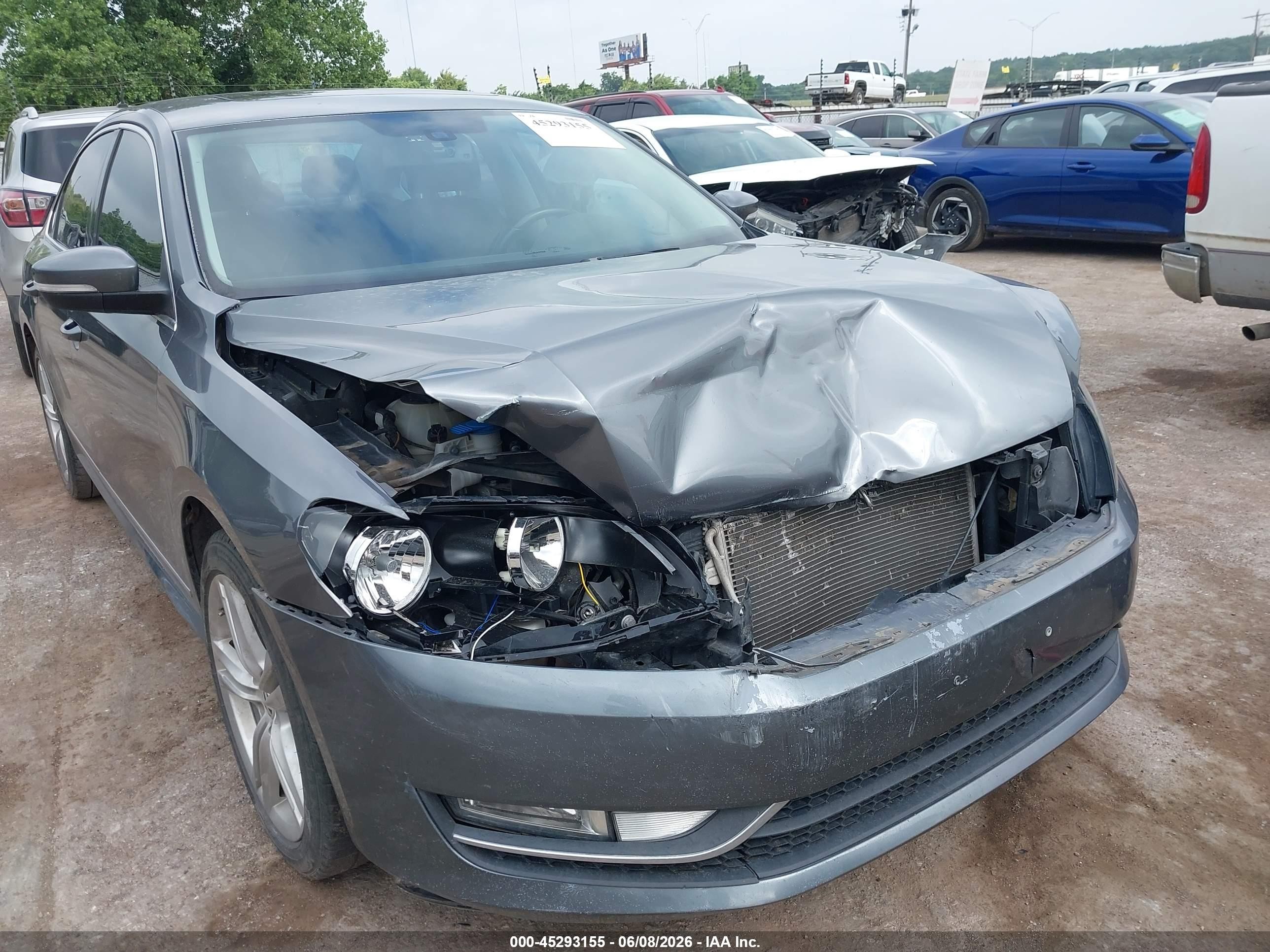 2015 Volkswagen Passat 2.0l Tdi Sel Premium Gray vin: 1VWCV7A34FC080634