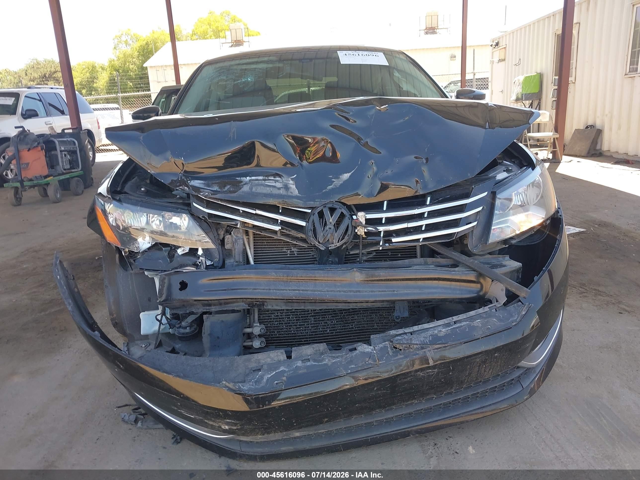 2015 Volkswagen Passat 2.0l Tdi Sel Premium Black vin: 1VWCV7A35FC048842