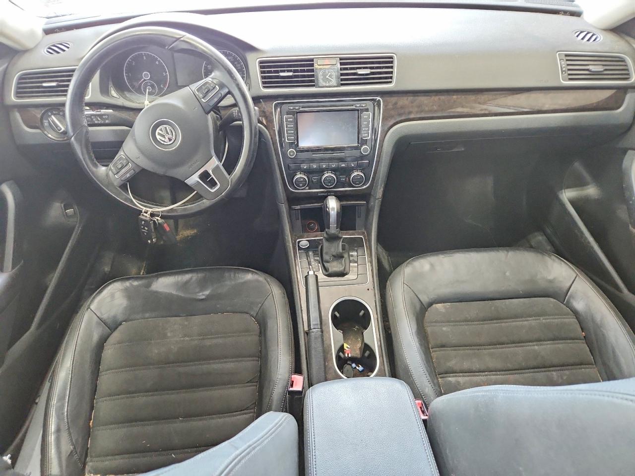 2015 Volkswagen Passat Sel Gray vin: 1VWCV7A36FC087231