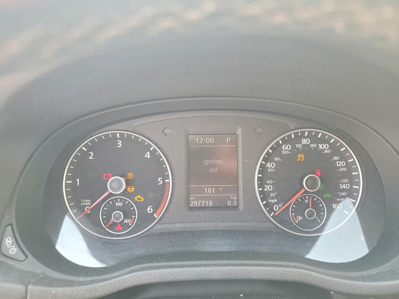 2015 Volkswagen Passat Sel Красный vin: 1VWCV7A37FC012960