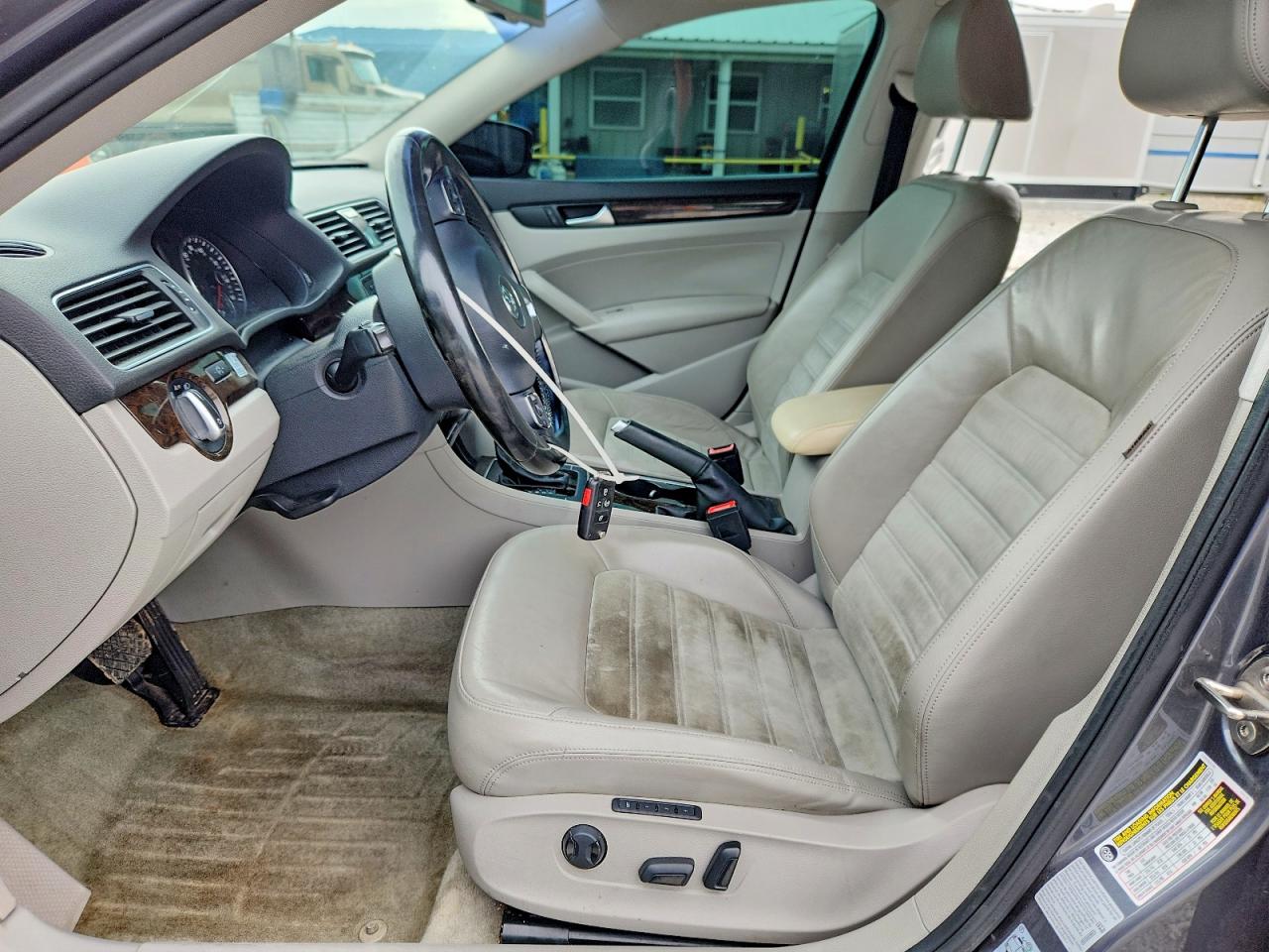 2015 Volkswagen Passat Sel Gray vin: 1VWCV7A37FC036224