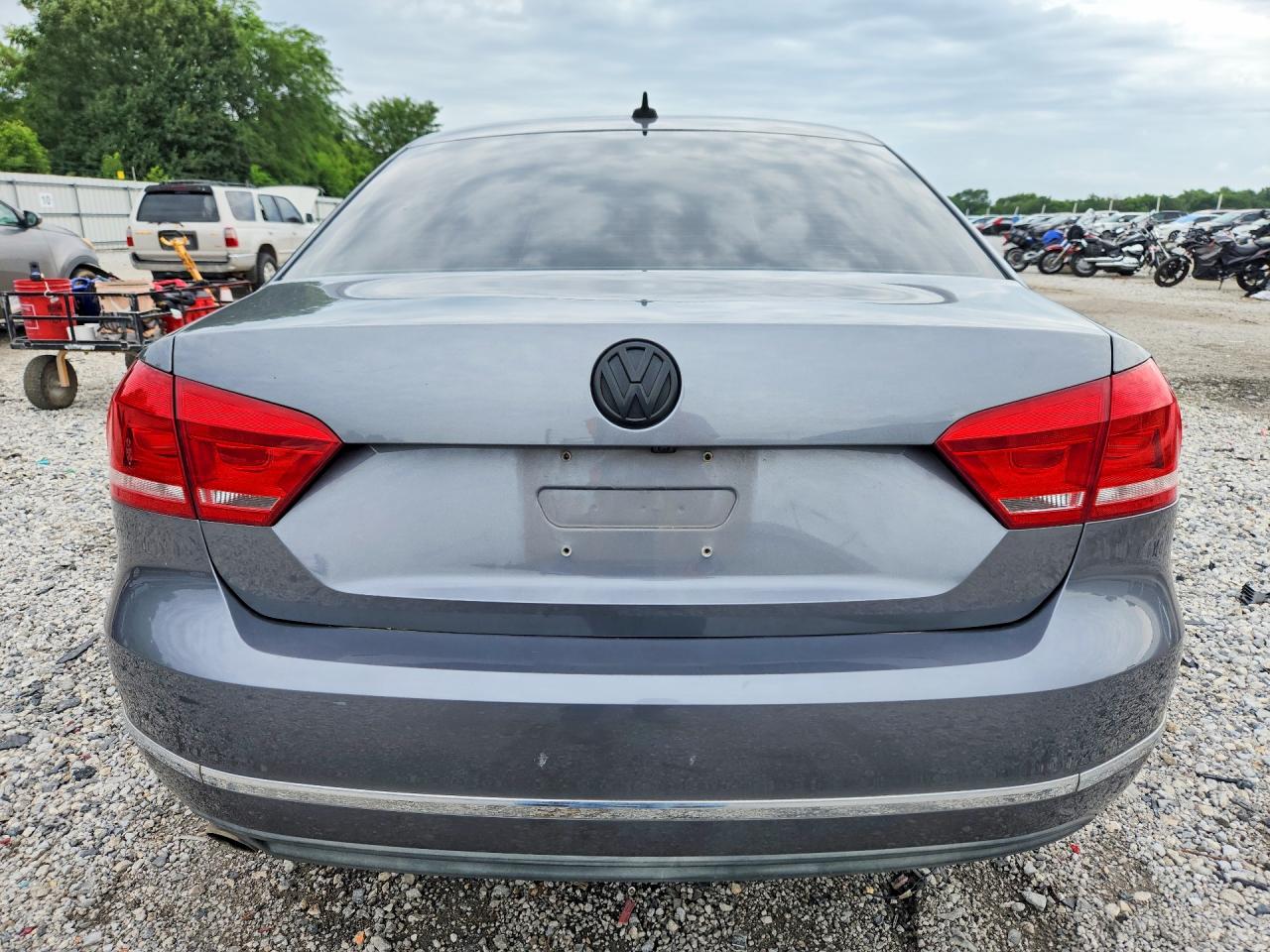 2015 Volkswagen Passat Sel Gray vin: 1VWCV7A37FC036224