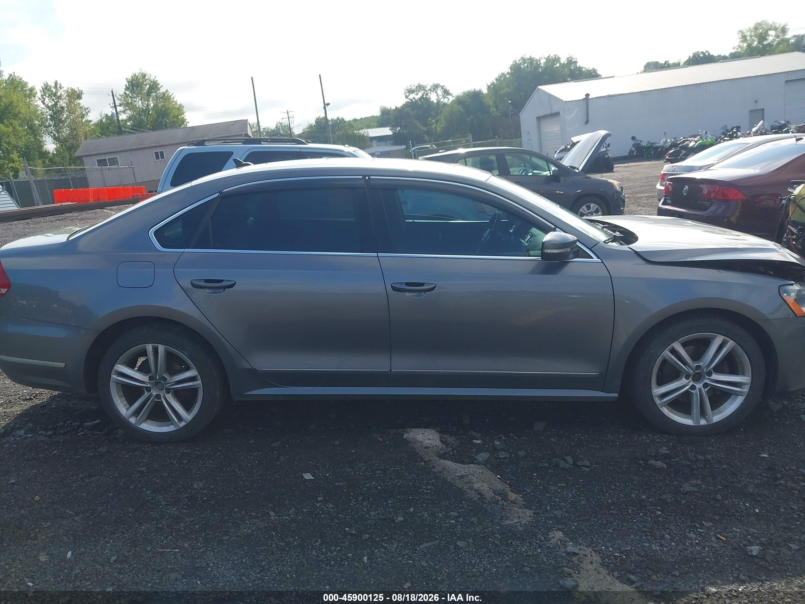 2015 Volkswagen Passat 2.0l Tdi Sel Premium Gray vin: 1VWCV7A37FC049197