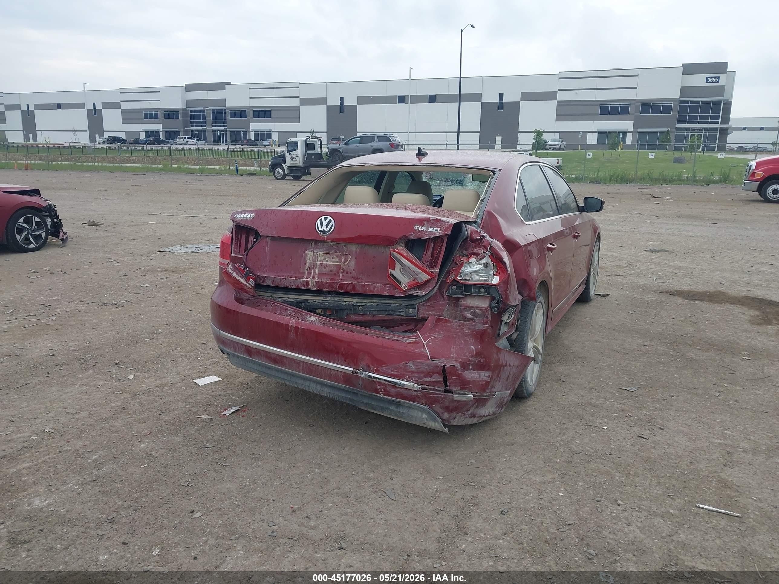 2015 Volkswagen Passat 2.0l Tdi Sel Premium Red vin: 1VWCV7A38FC108550