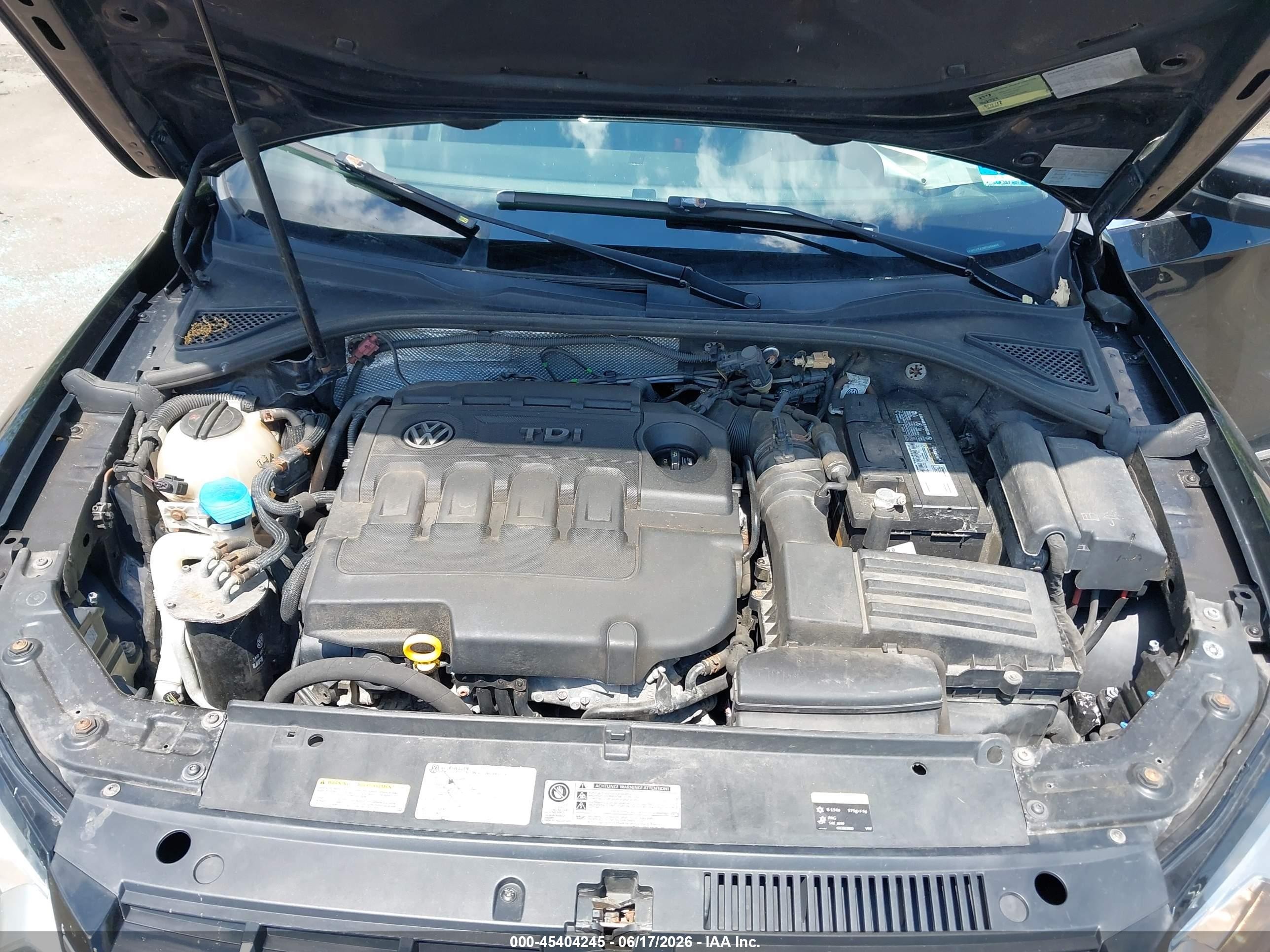 2015 Volkswagen Passat 2.0l Tdi Sel Premium Черный vin: 1VWCV7A39FC054806