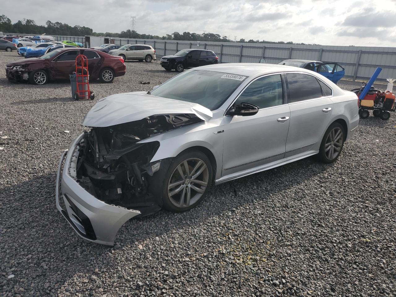 2017 Volkswagen Passat R-line Silver vin: 1VWDT7A31HC044185
