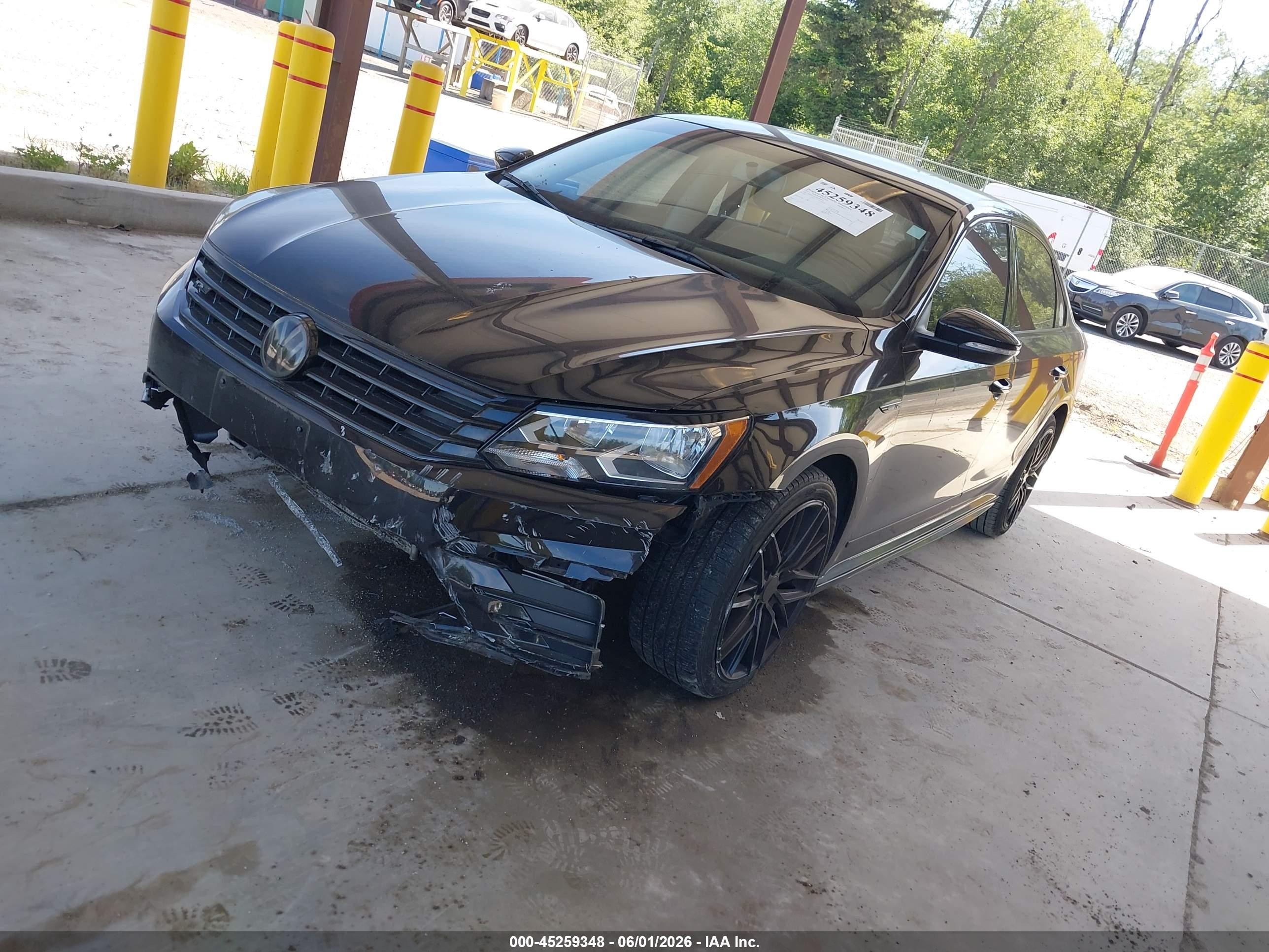 2017 Volkswagen Passat 1.8t R-line Черный vin: 1VWDT7A32HC068592