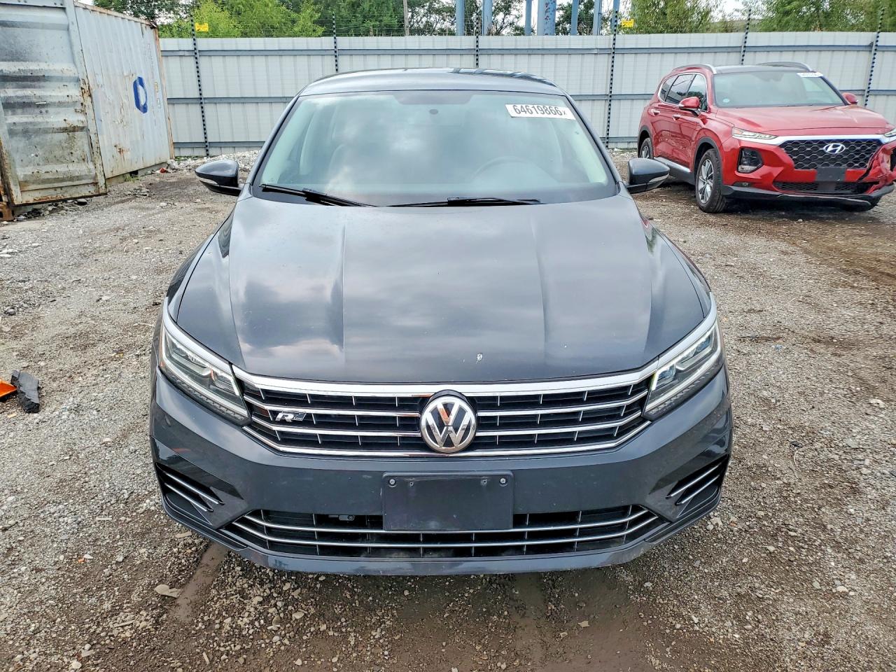 2017 Volkswagen Passat R-line Charcoal vin: 1VWDT7A32HC079656