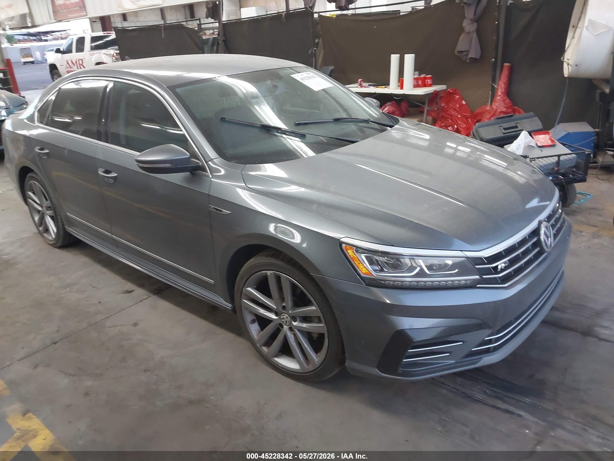 2017 Volkswagen Passat 1.8t R-line Gray vin: 1VWDT7A33HC042390