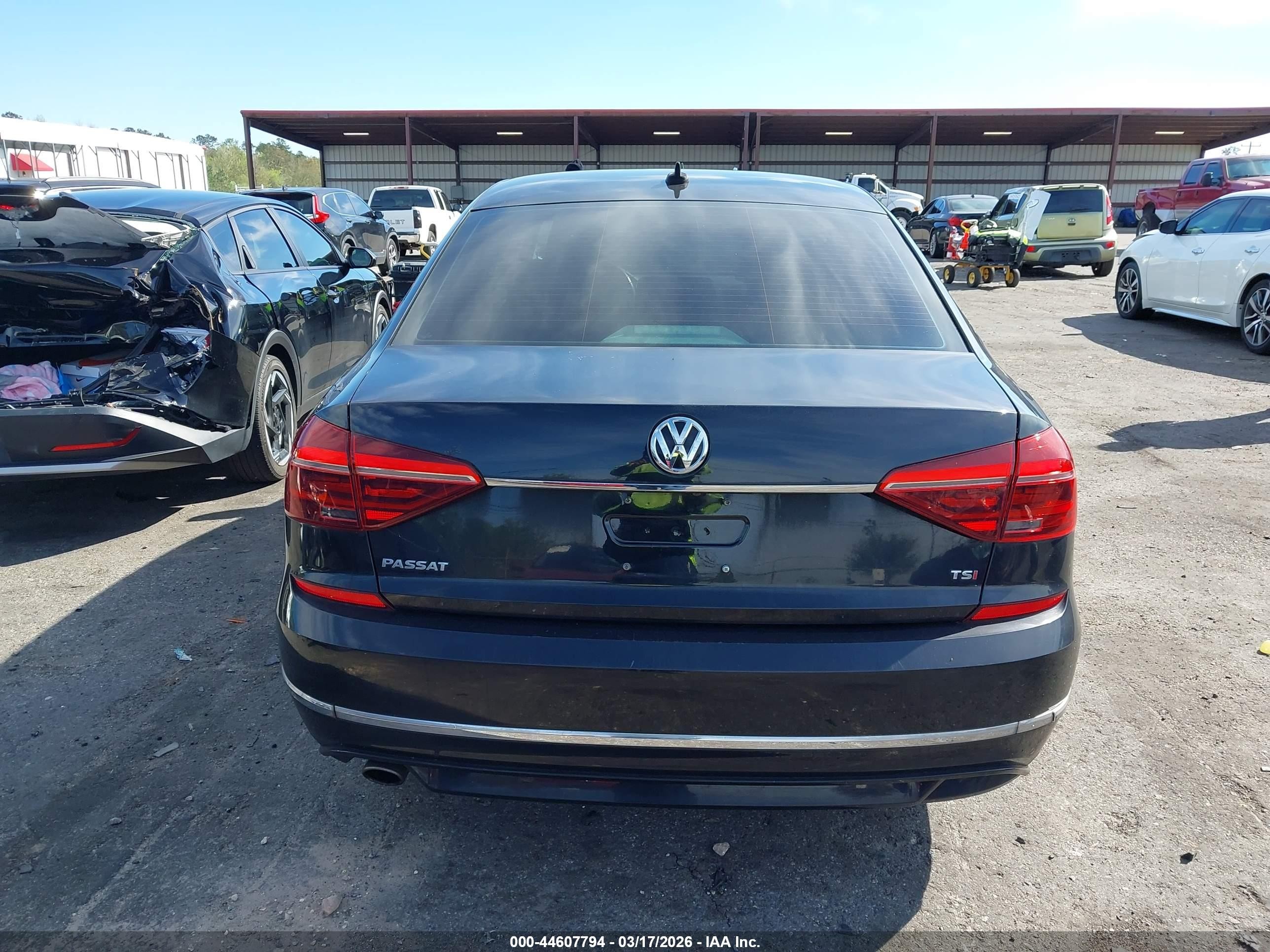 2017 Volkswagen Passat 1.8t R-line Black vin: 1VWDT7A35HC011643