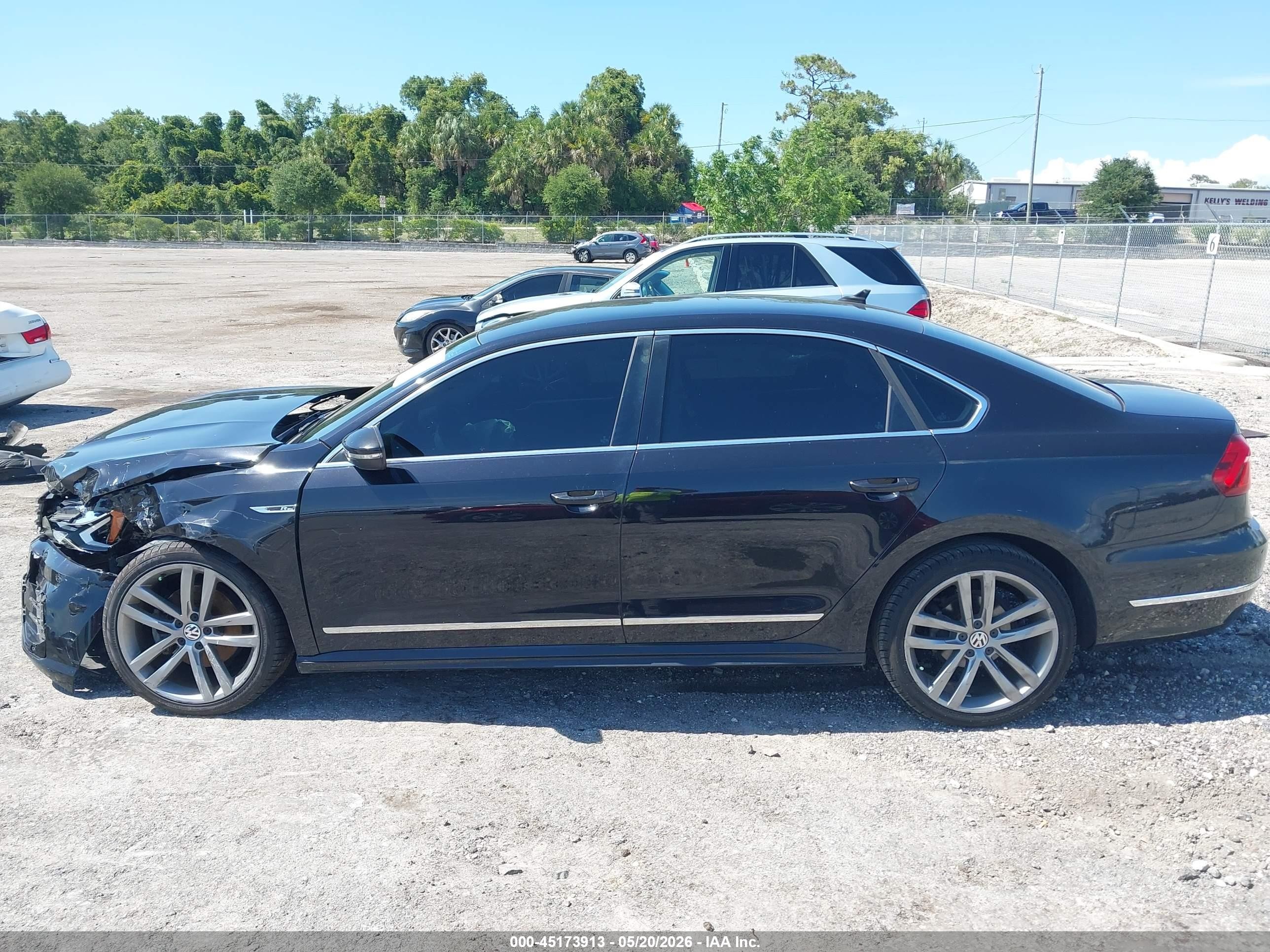 2017 Volkswagen Passat 1.8t R-line Black vin: 1VWDT7A35HC015532