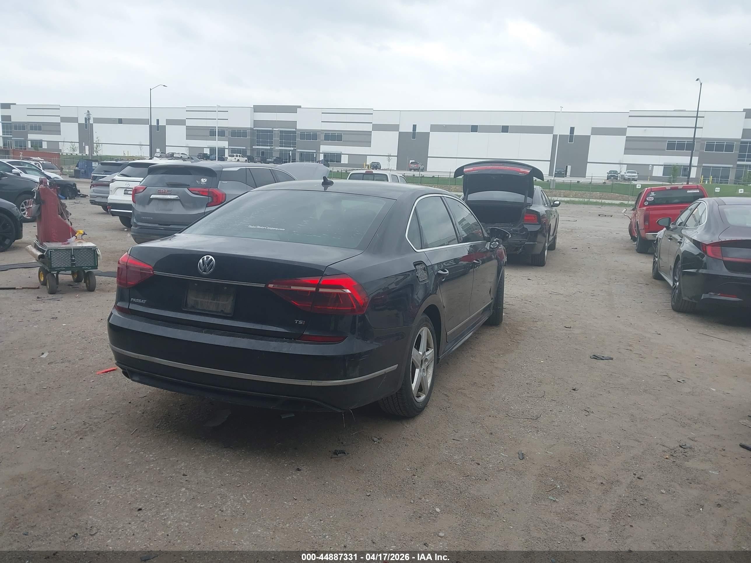 2017 Volkswagen Passat 1.8t R-line Black vin: 1VWDT7A35HC053701