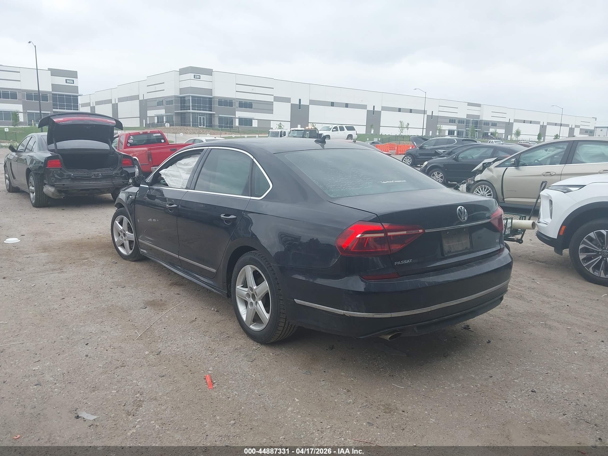 2017 Volkswagen Passat 1.8t R-line Black vin: 1VWDT7A35HC053701