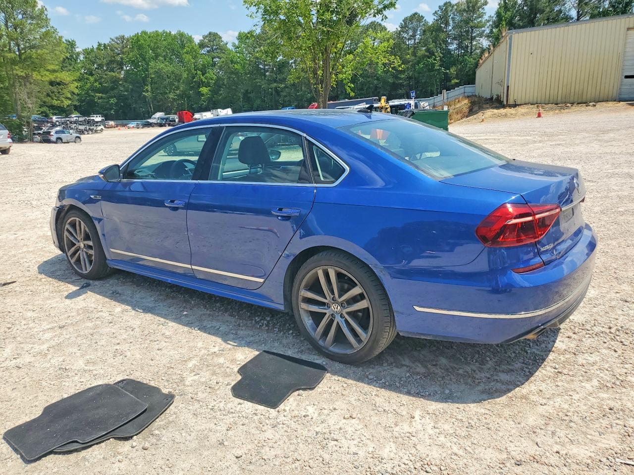 2017 Volkswagen Passat R-line Blue vin: 1VWDT7A35HC060695
