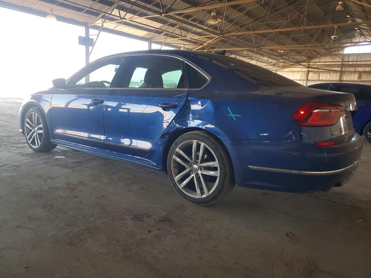 2017 Volkswagen Passat R-line Blue vin: 1VWDT7A37HC000689