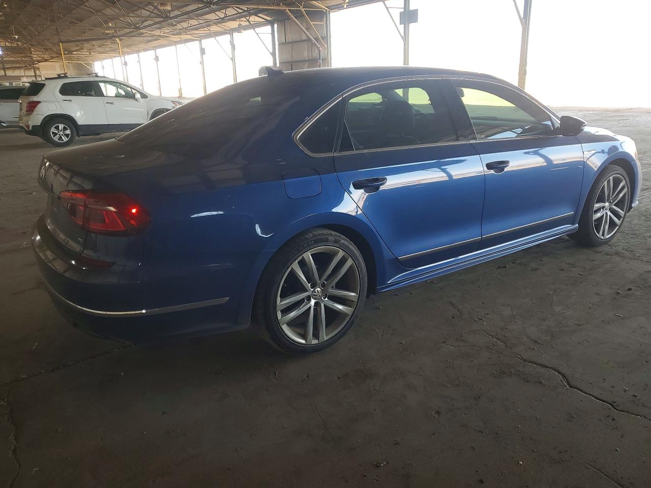 2017 Volkswagen Passat R-line Blue vin: 1VWDT7A37HC000689