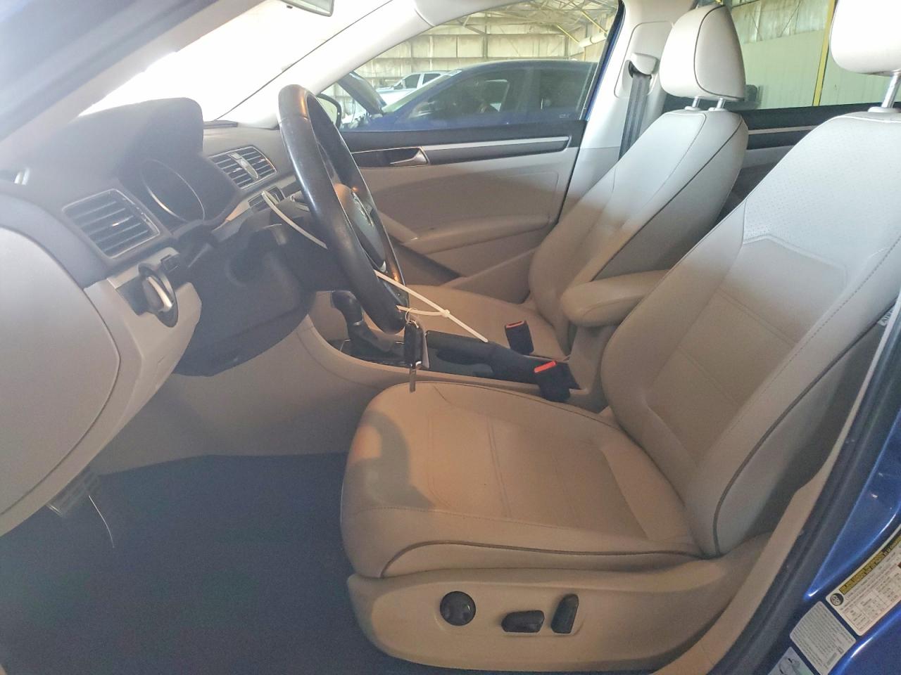 2017 Volkswagen Passat R-line Blue vin: 1VWDT7A37HC000689