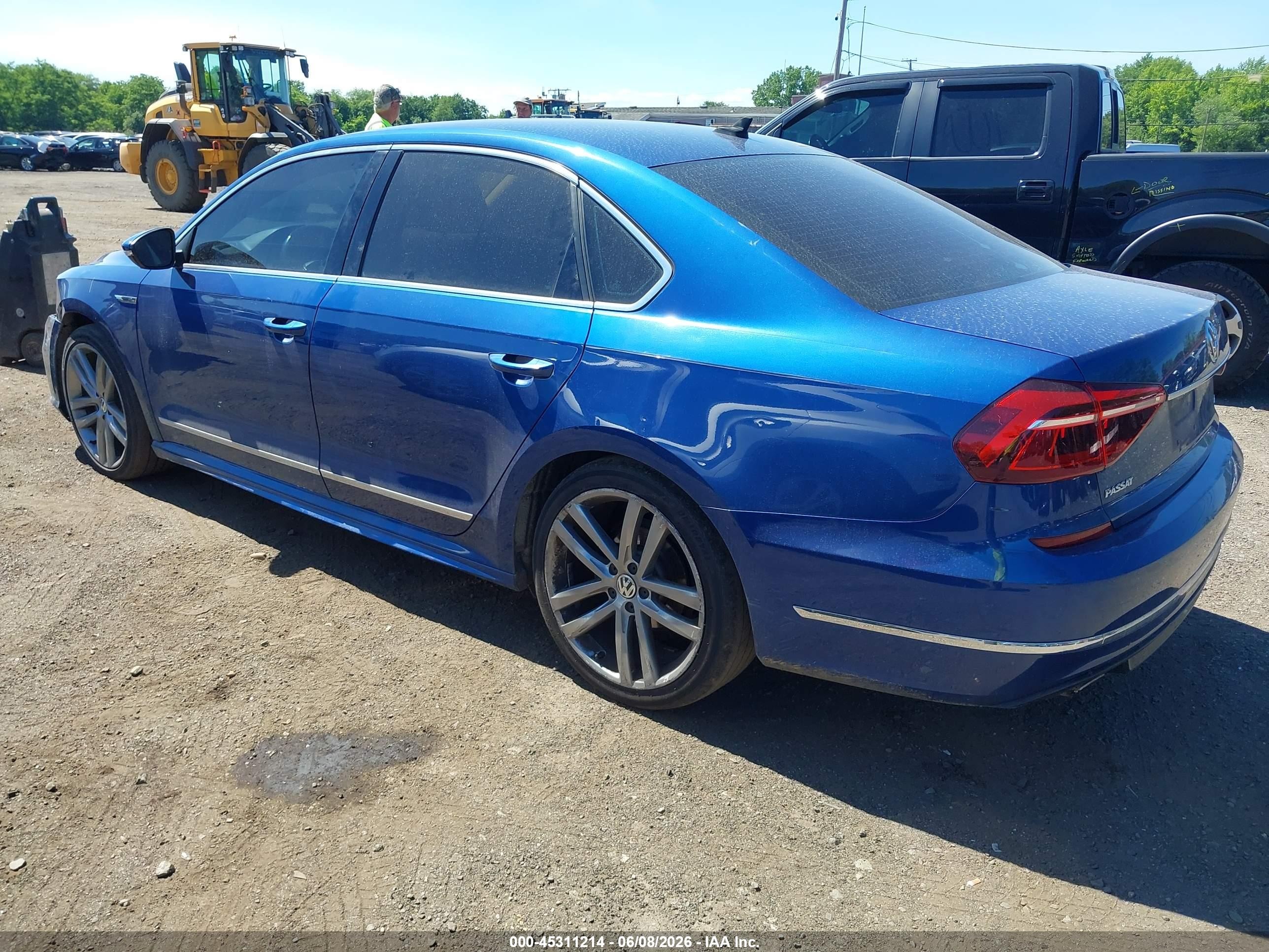 2017 Volkswagen Passat 1.8t R-line Blue vin: 1VWDT7A37HC063520