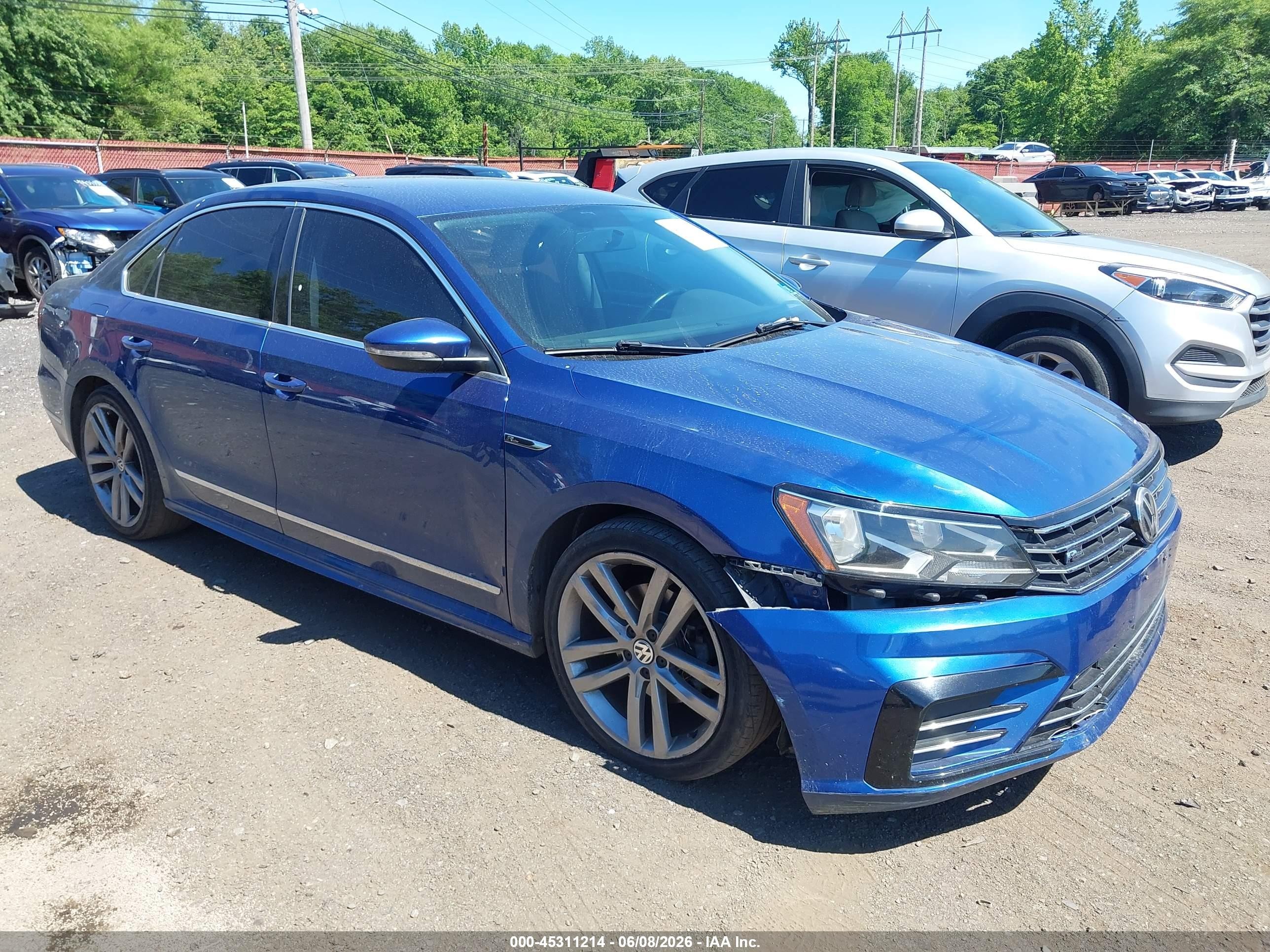 2017 Volkswagen Passat 1.8t R-line Blue vin: 1VWDT7A37HC063520