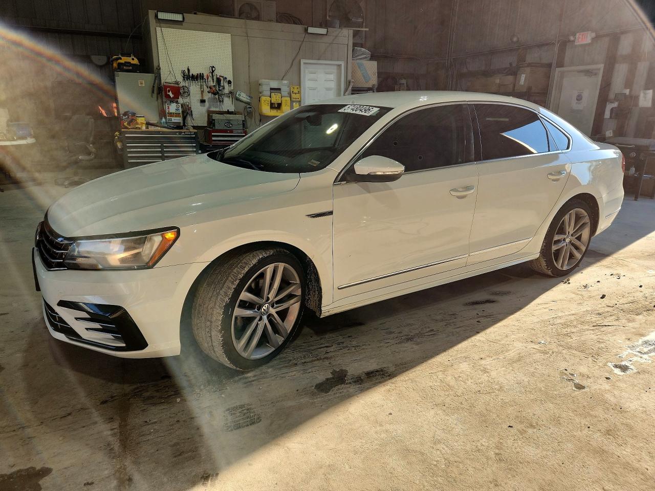 1VWDT7A39HC024735