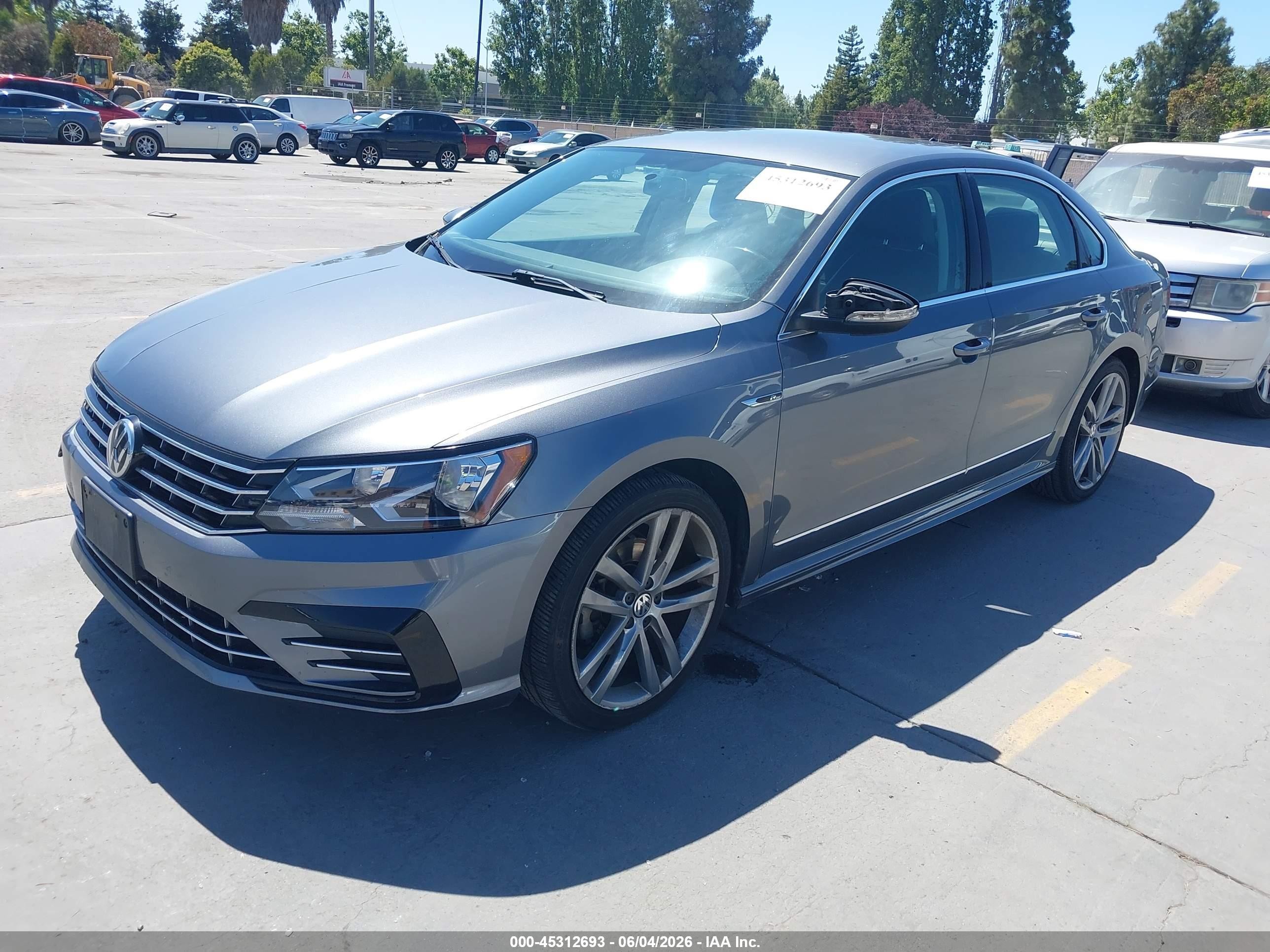 2017 Volkswagen Passat 1.8t R-line Gray vin: 1VWDT7A39HC055192